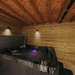 Apartment Clifton 32 - Garden Flat With Hot Tub - Hopewell *